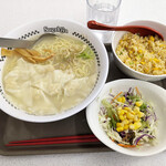 スガキヤ - 料理写真:大盛ワンタン麺+チャーハン・サラダセット