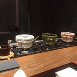 割烹 隆 - カラフルな釜戸さんでーす。