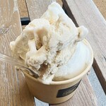 苫小牧ジェラート専門店 Filicia - 「ヘーゼルナッツ」＆「美苫」ダブル