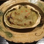 割烹 隆 - 香箱蟹の蟹味噌焼き、海老芋さん入りでーす。