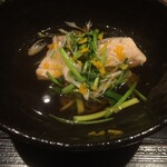 割烹 隆 - 天然鰤のしゃぶしゃぶと芹の柚子掛けさんでーす。