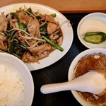芙蓉 - 肉ニラ炒め定食（半ライス）