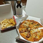 ピザーラ - 料理写真: