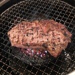焼肉ふざん - リブロースステーキ焼き焼き〜♪