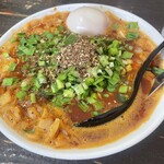 Bingiri - 勝浦タンタン麺、味玉