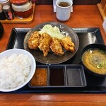 からやま - からやま定食（4個）　759円