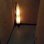 六本木すずな - 廊下