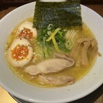 麺屋 音 - 味玉濃厚鶏塩そば　1,050円