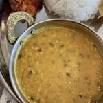 MALLA - ネパールタリセットの豆カレーと焼肉