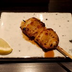 おみ乃 椿 - ペタ（腰の皮）