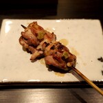 おみ乃 椿 - 比内地鶏 あか（内もも）