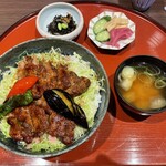 肉のふきあげ雅 - 料理写真:ステーキ丼定食　大盛