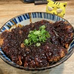 Yutakaya - 八丁みそカツ丼　950円(税込)  ※茶色が映えますね