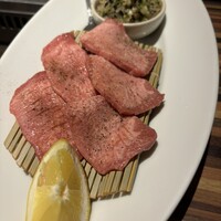 焼肉一頭両騨 町田本店 - 