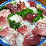 こやの - マグロ、かつお、ネギトロ、貝、カジキマグロ等