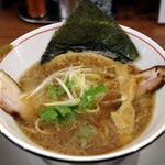 ラーメン ロケットキッチン - ロケキチの和風醤油ラーメン