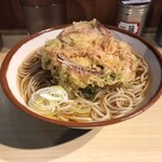 そばの神田東一屋 - ルンチもそば神♡ 
      ゲソかき揚げそば！