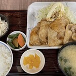 定食のむさしの - 焼肉定食 ごはん普通盛り