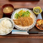 美波 - 豚ロースとんかつ定食（ご飯大盛）　790円