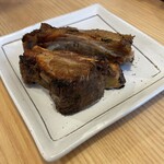 手のべ冷麺専門店 六盛 松原本店 - おつまみスペアリブ¥350