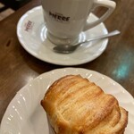 Pasuta Ando Kafe Pieru - コーヒーはセット価格190円&デニッシュ150円