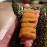 板前焼とり 成海 - マグロに乗っかった