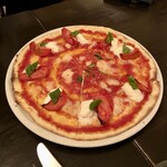 h Pizzeria Romana Gianicolo - ジャニコロ風ピッツァ　マルゲリータ