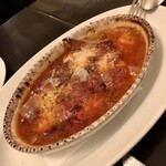 ピッツェリア ロマーナ ジャニコロ - 水牛モッツァレラとラグーソースの釜焼きセモリナ粉ニョッキ　ローマ風