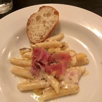 ピッツェリア ロマーナ ジャニコロ - 安納芋と生ハムの入ったレモンクリームソースのペンネ