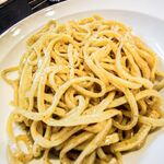 ラーメン 三九 - ぷるぷるの中太麺