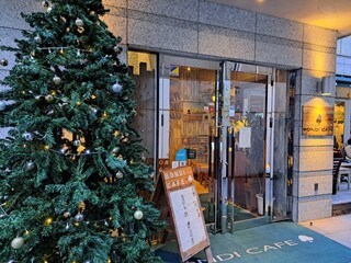 ボンダイカフェ - お店の入口