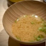 千葉たかおか - このお味噌汁、いろ〜んなお出汁が出ていて、ずっと飲んでいたいー！