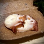 千葉たかおか - なかなかにマッチョな蛸さん。
      噛むほどに滲み出る旨味。ずっと噛んでいられます(^^)