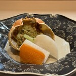 天婦羅 桂 いし坂 - 松葉ガニと濃厚味噌　粒感のあるカラスミ　この一皿で日本酒1合いただきました。絶品でした！
