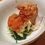 温石 - どうまん蟹と半生の内子。酒が進む進む、だれか止めてくださいませ
