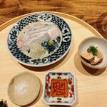 温石 - 焼津の西にある砂地の海岸で獲れた鮃