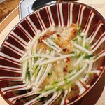 温石 - 以前はエノキなしでしたが。今夜はエノキが追加。食感の変化に花丸でｓ