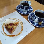 ワンズ・ハート・カフェ - ケーキとコーヒー