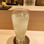 Kagurasaka Sushi Kimoto - 柚子酒ソーダ割 900円