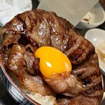 Taishuu Yakiniku Horumon Nikusawa - 