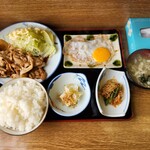 ラーメン 大真 - しょうが焼き定食(1000円)です。