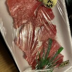 追分温泉 - 本マグロの中トロを塩釜で購入してここで食べます