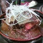 和牛焼肉 犇和 - デカッ！和牛すじ煮込み