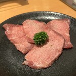 焼肉問屋 牛蔵 - 特タン塩1078円※予約