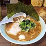 横浜家系ラーメン 魂心家 - ラーメン(黒胡椒味噌)