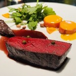 ラ・ボンヌターブル - 