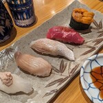 新富寿司 - カワハギ､生ホッキ､春子､クジラ､バフンウニ
