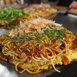 Okonomiyaki Hiroshi Chan - ひろちゃん　牡蠣入りの瀬戸内