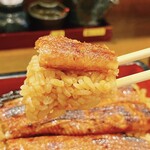 うなぎの豊川 - うな重、リフト！