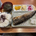 南風 - 今日の焼魚、煮魚880円